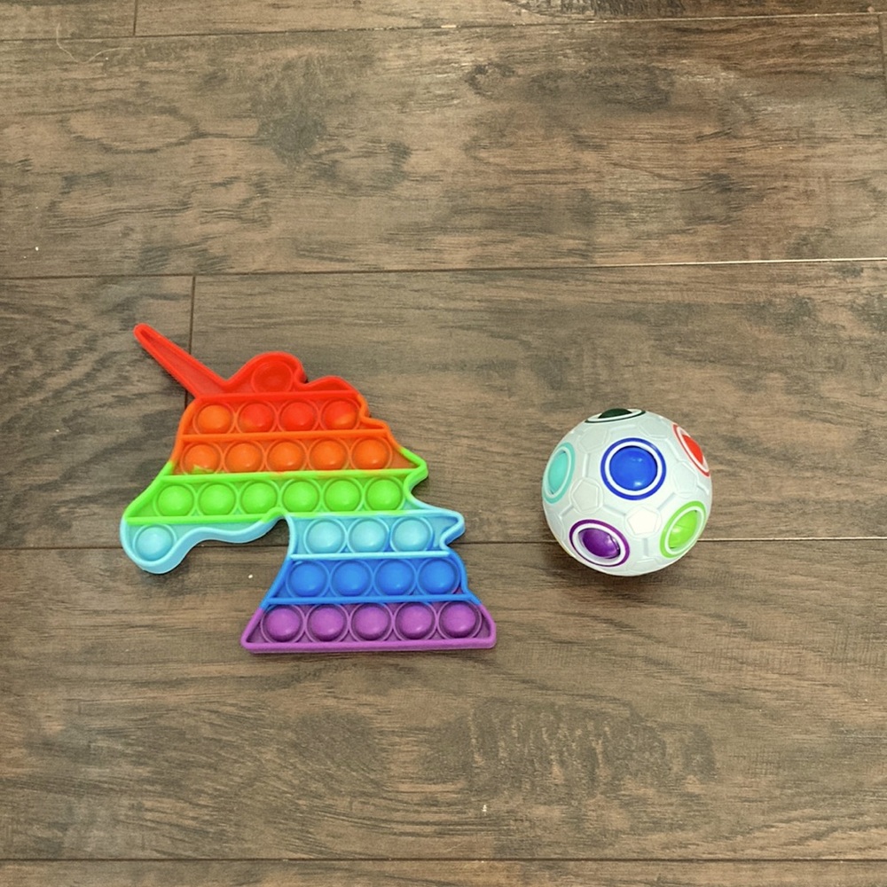 pop it and puzzle ball slightly used